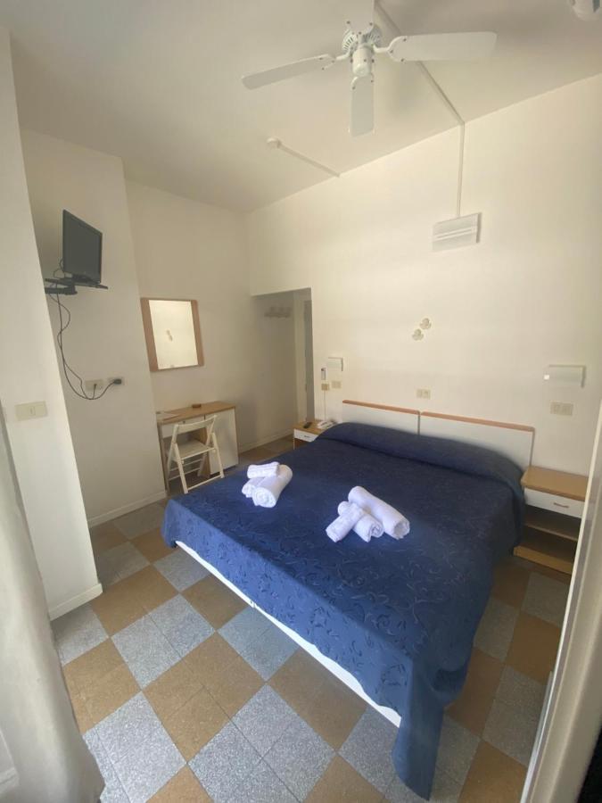 B&B Hotel Lucciola Cattolica Eksteriør bilde